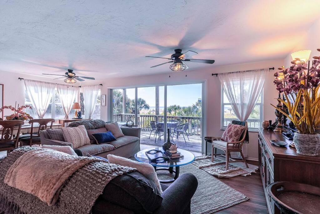 Your Tranquil Escape Is Found Directly On The Beach At The Serenity Beach Condo. Сієста-Кі Екстер'єр фото